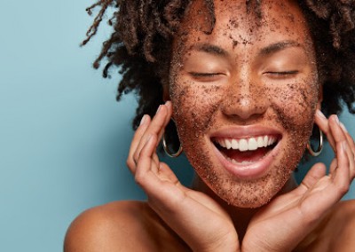 5 Reasons to Exfoliate Weekly!