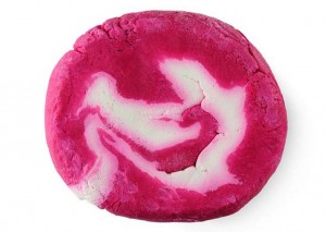 Lush The Comforter Bubble Bar Review