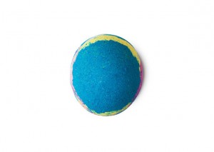 Lush Intergalactic Bath Bomb Review